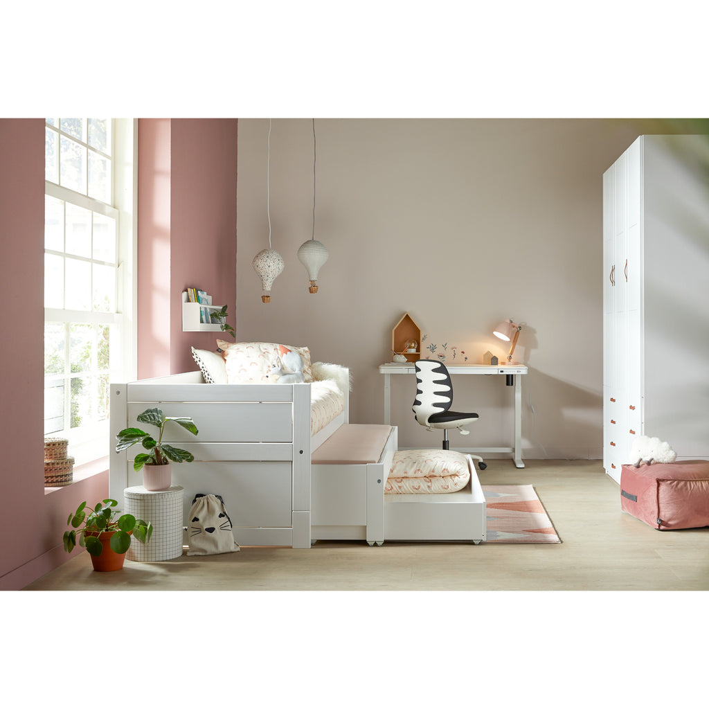 Cabin Bed with Guest Bed Trundle & Storage Drawer