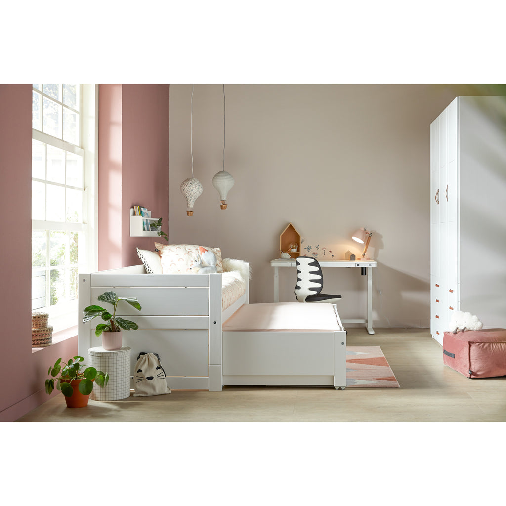 Cabin Bed with Guest Bed Trundle & Storage Drawer 2