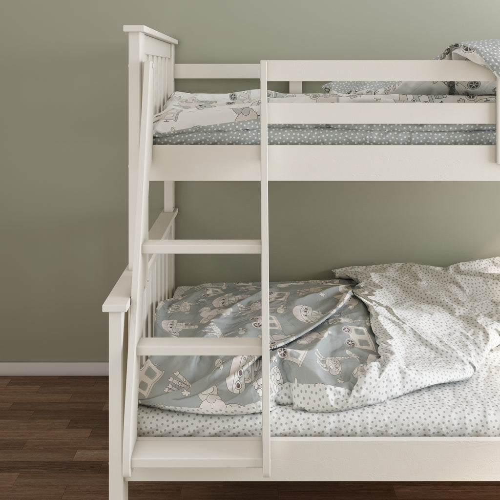 Carra Triple Sleeper White ladder detail