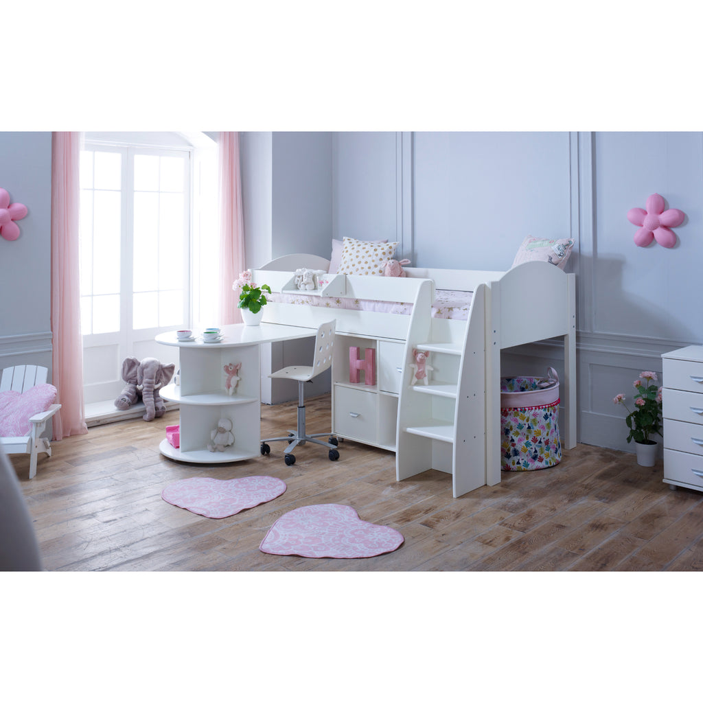 Eli Midsleeper with Pullout Desk and Cube in all white, in a child's furnished room.